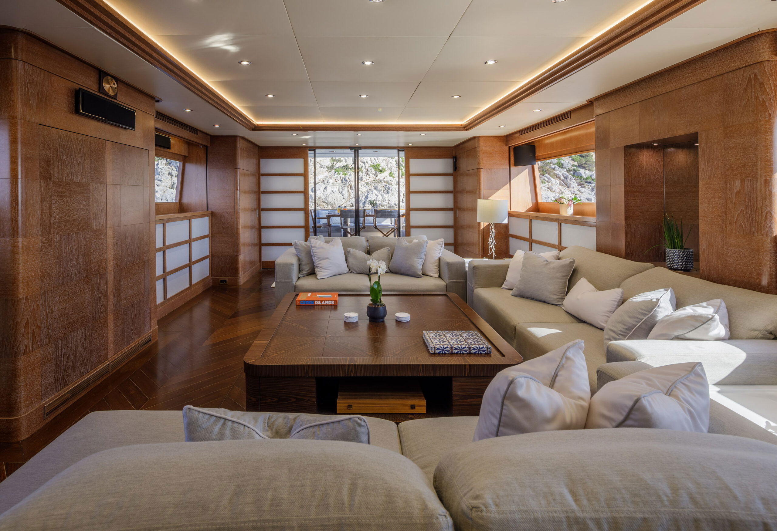 Cantieri di Pisa Akhir 100