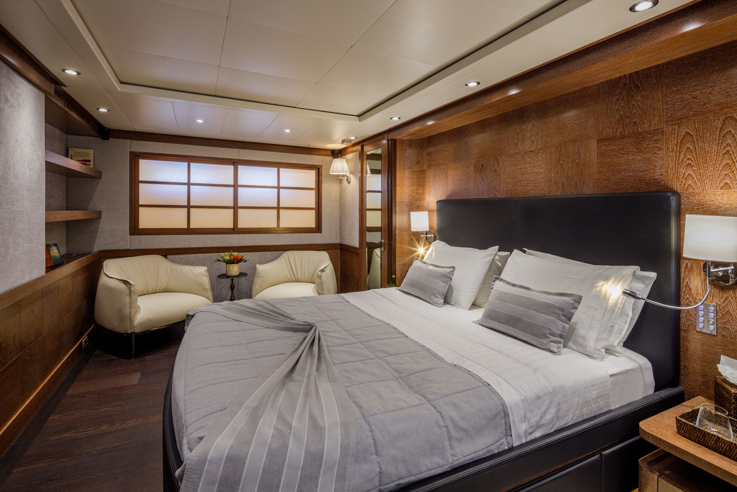 Cantieri di Pisa Akhir 100