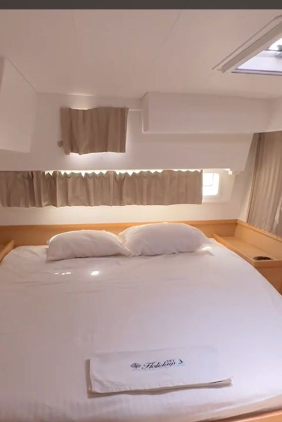 ALBERTINA  2025 refit – A/C  , Generator , Solar , Electric winch, remote control gangway