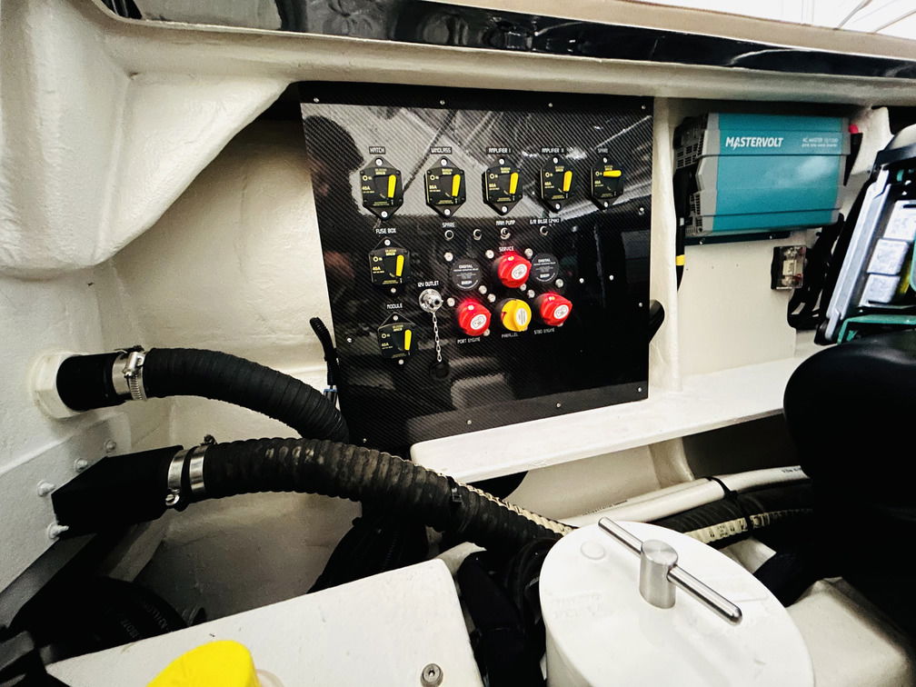 Technohull Explorer 40