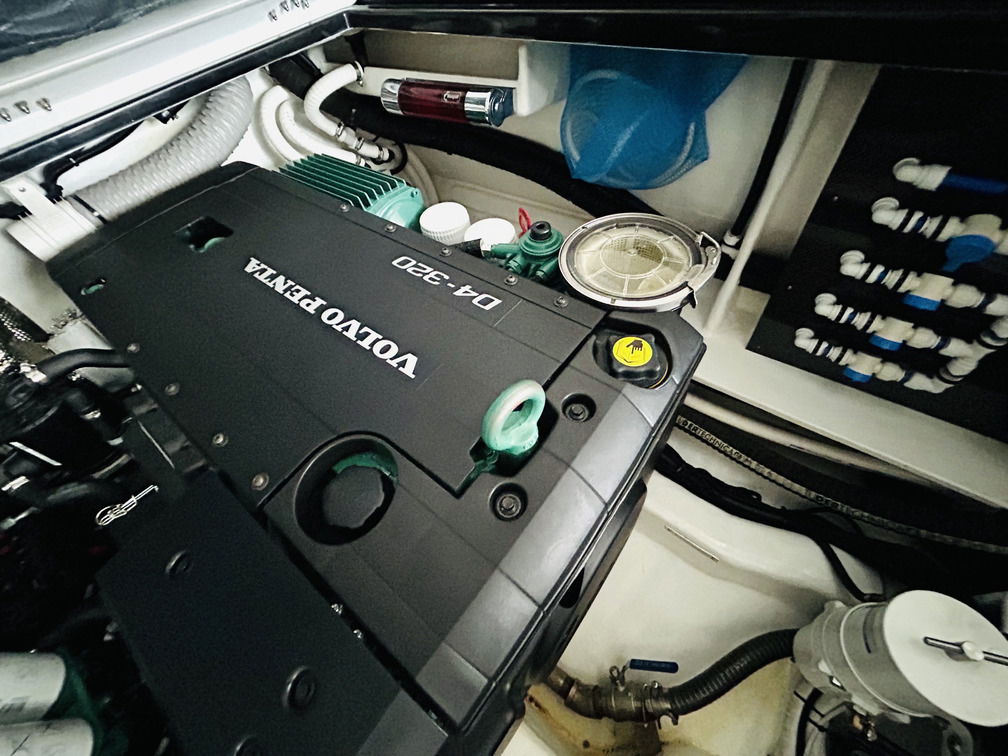 Technohull Explorer 40