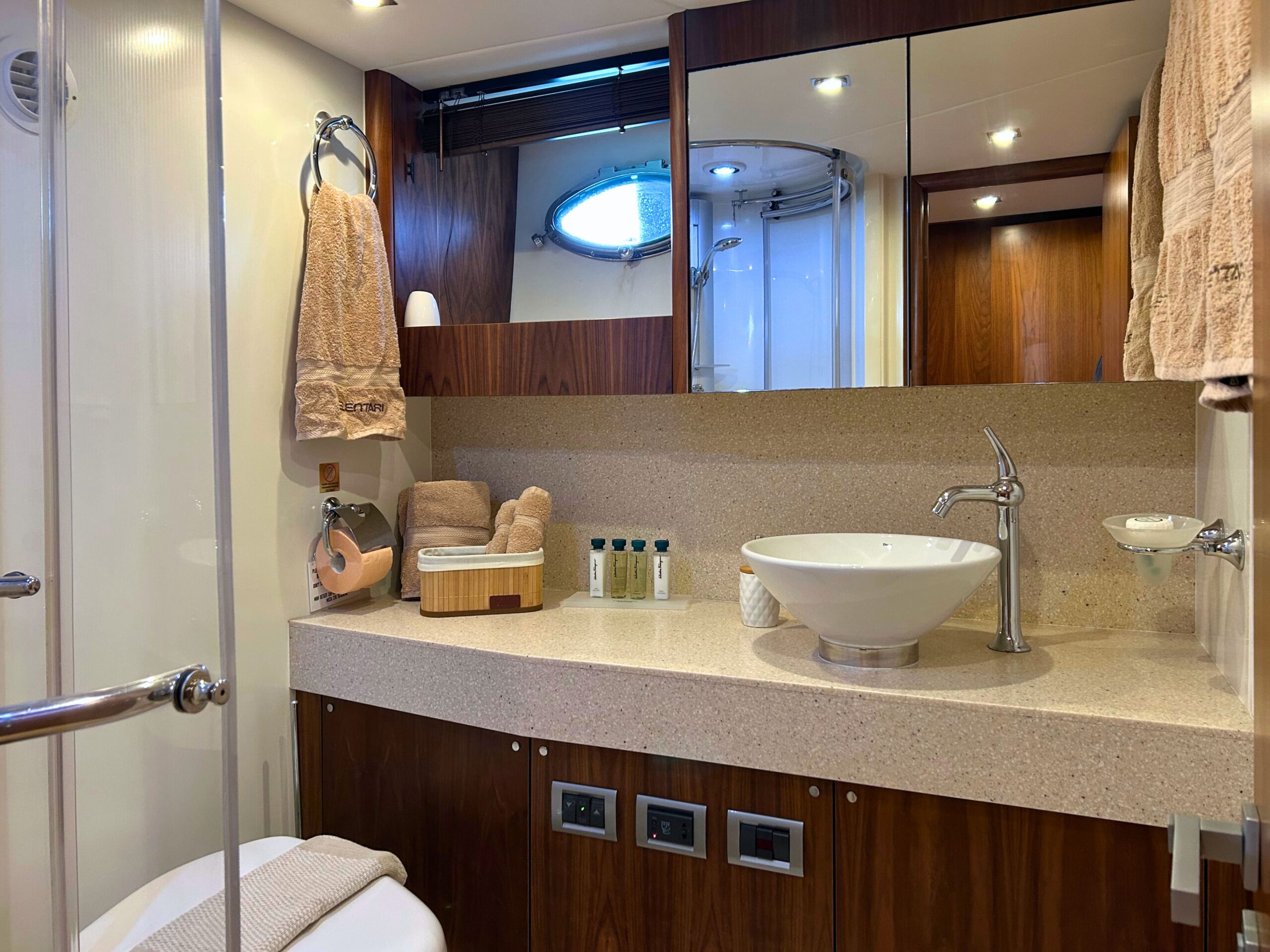 Sunseeker Predator 72