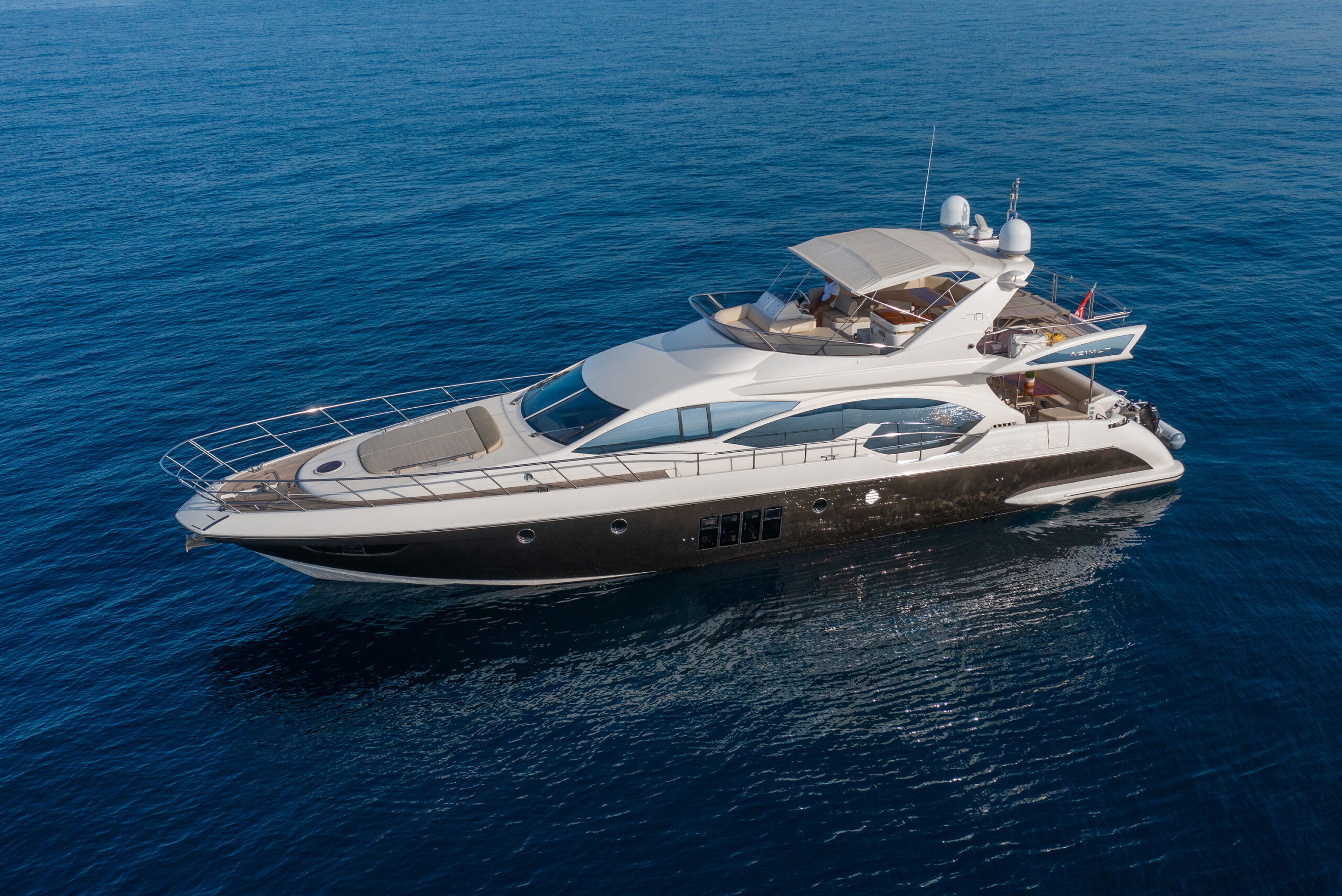 Azimut 70