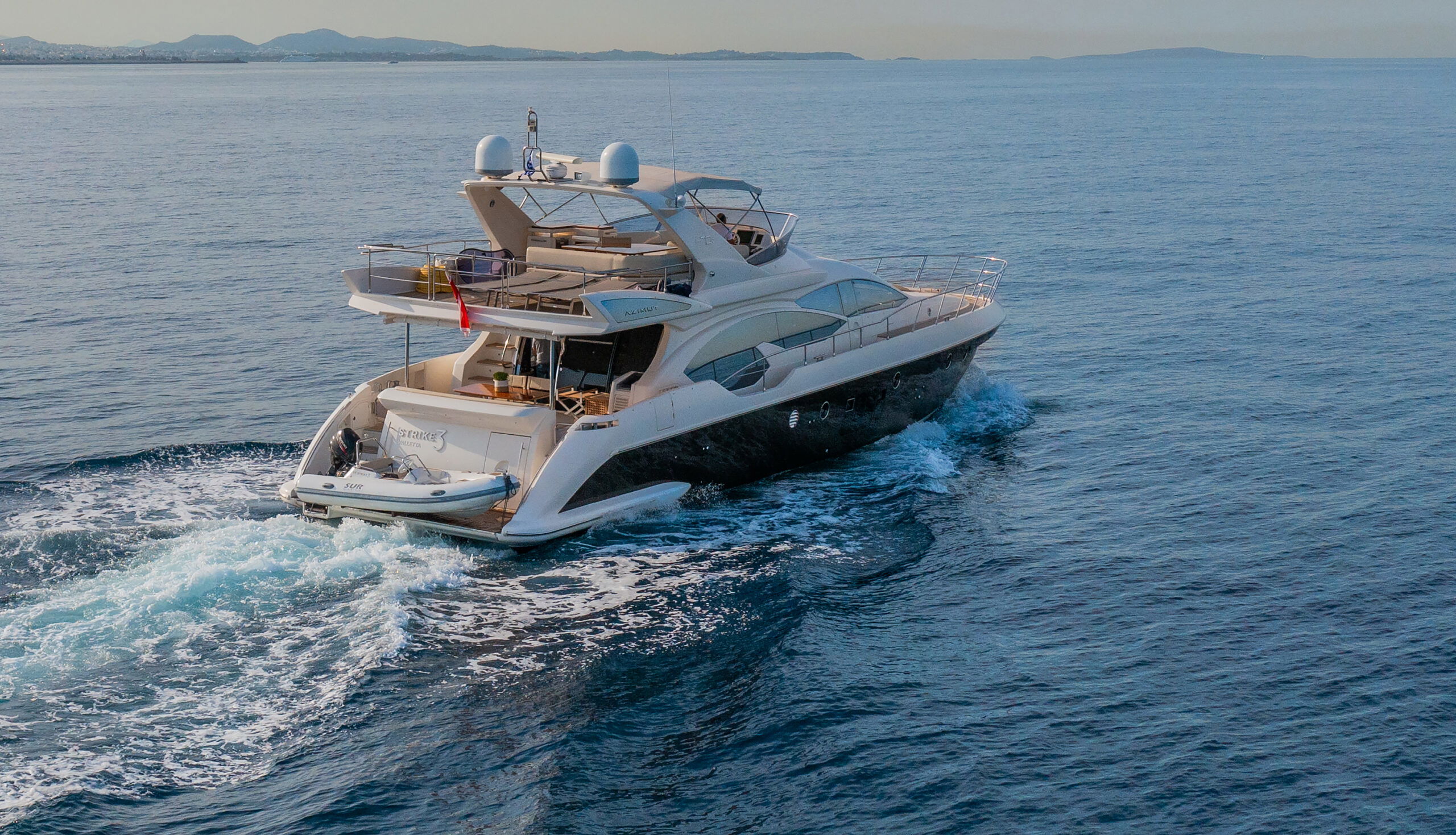 Azimut 70