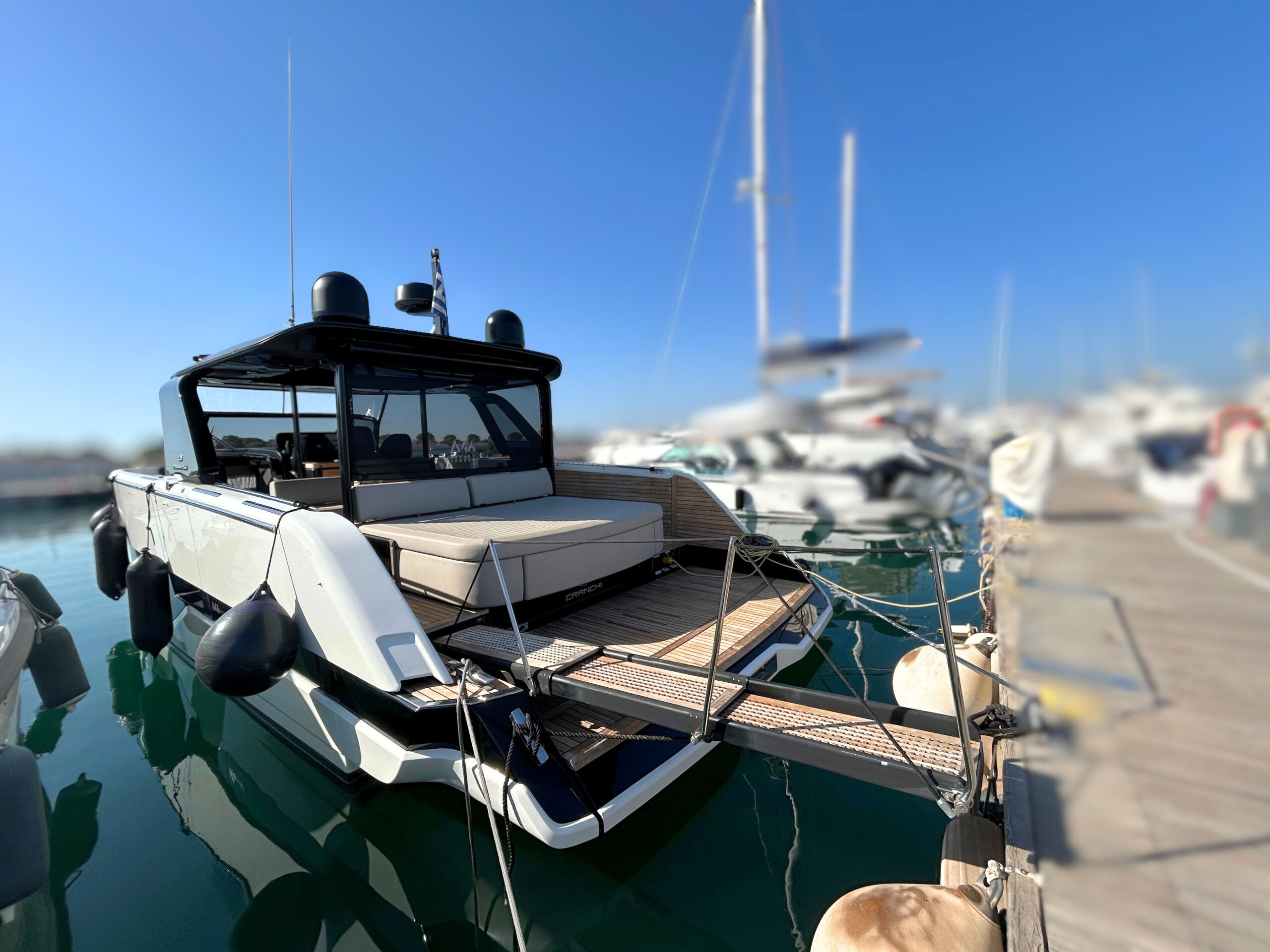 Cranchi A46 Luxury Tender