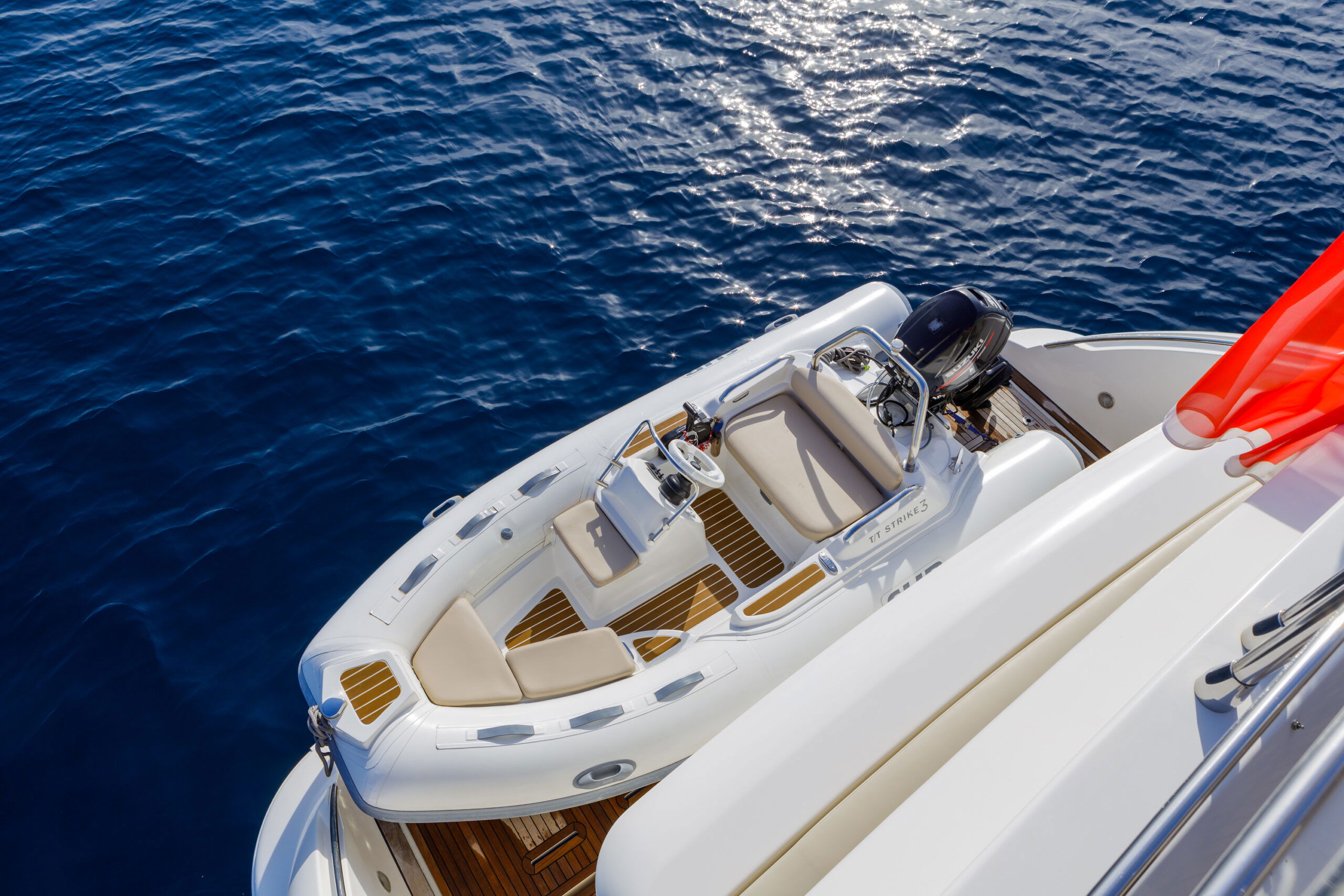 Azimut 70