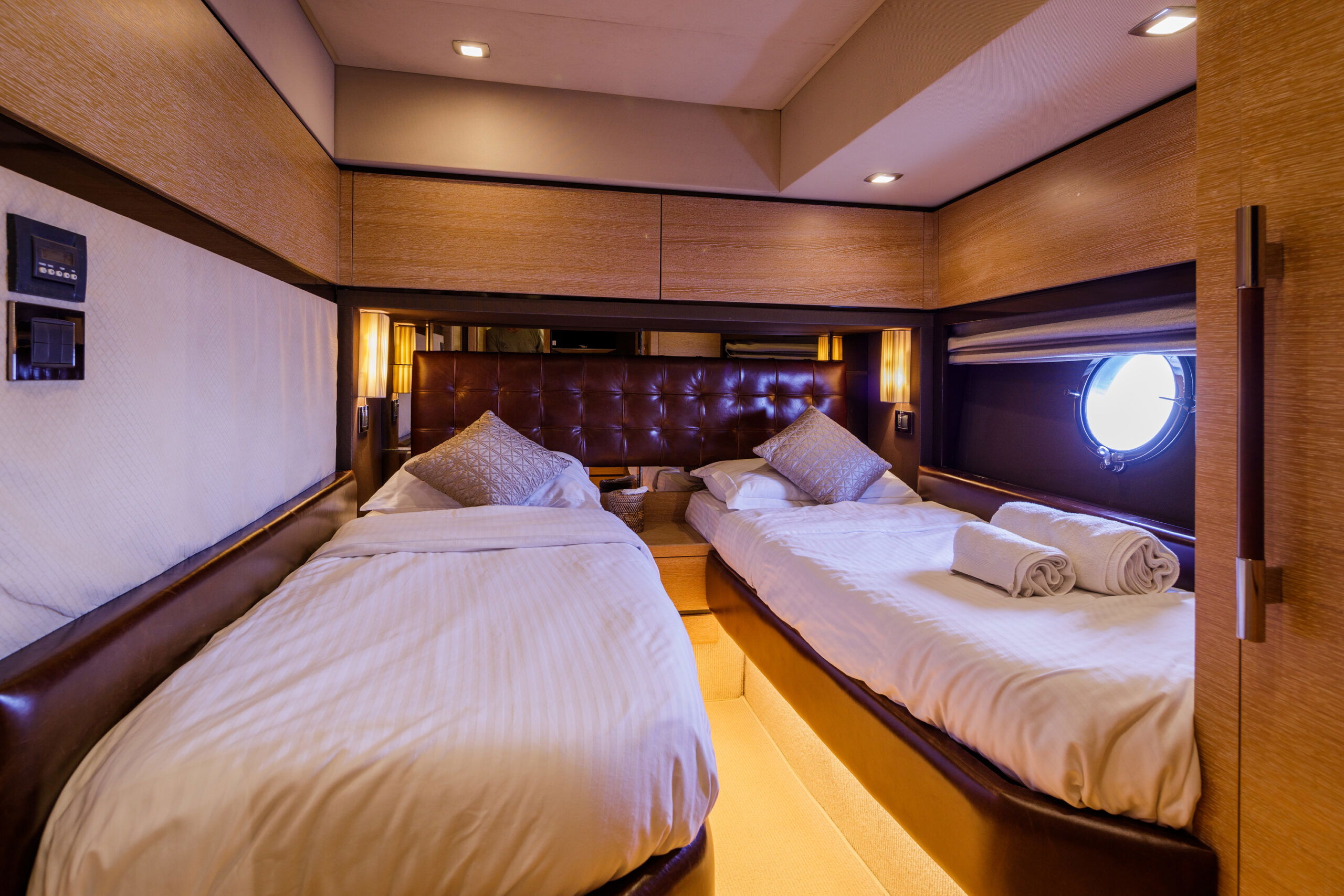 Azimut 70