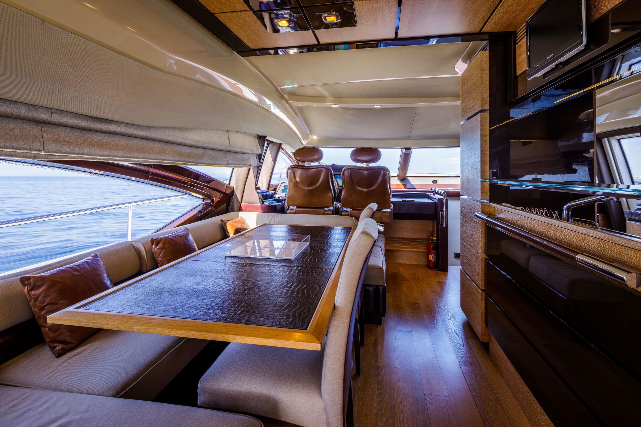 Azimut 70