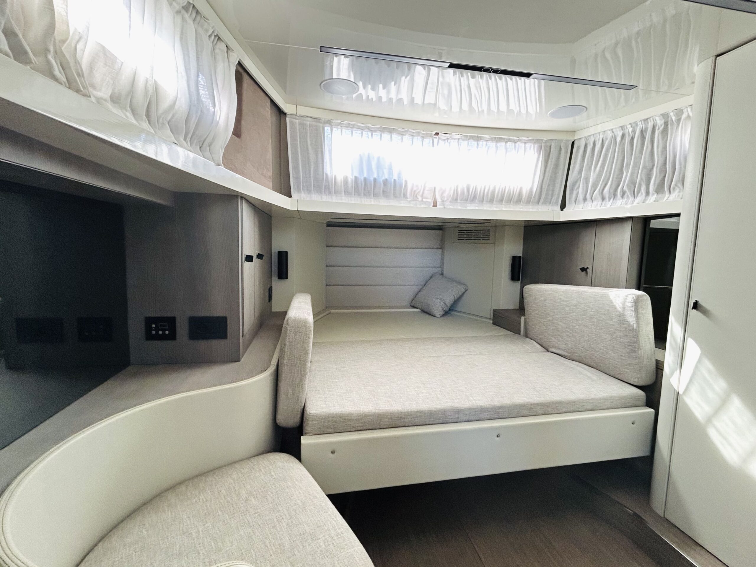 Cranchi A46 Luxury Tender