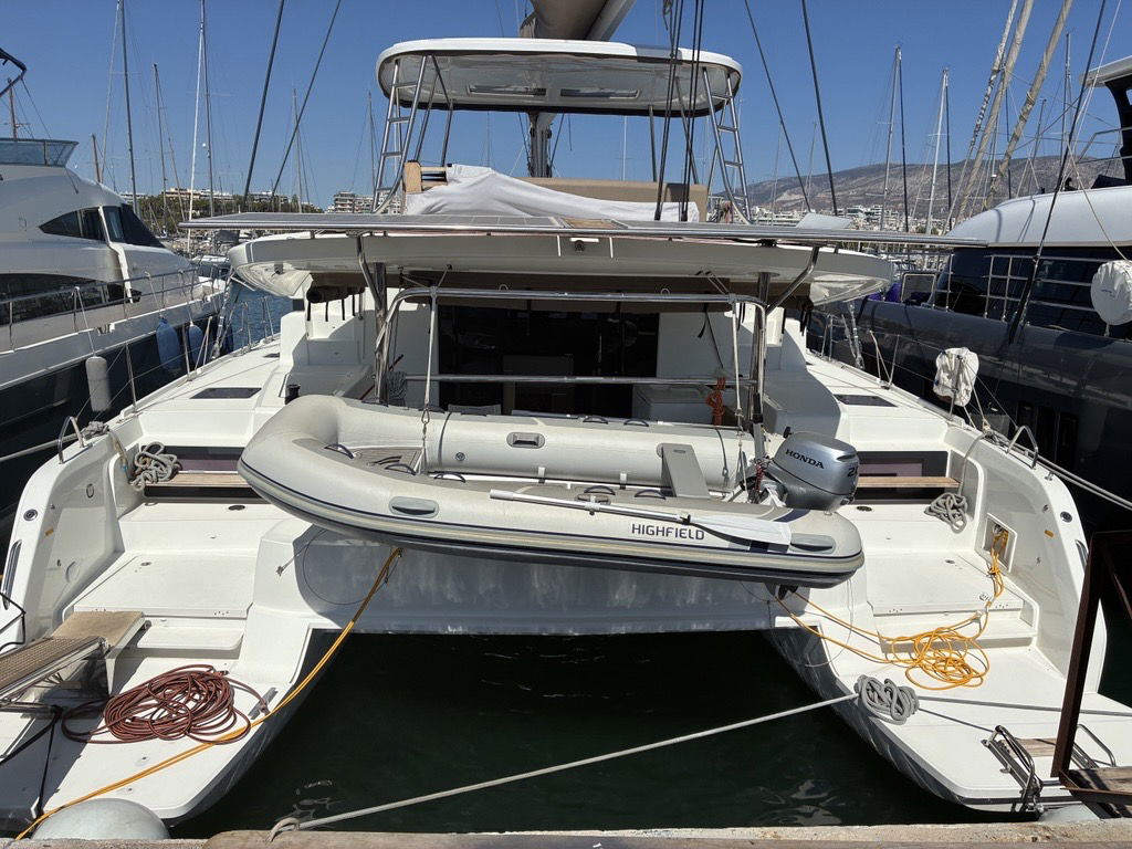 Lagoon 51