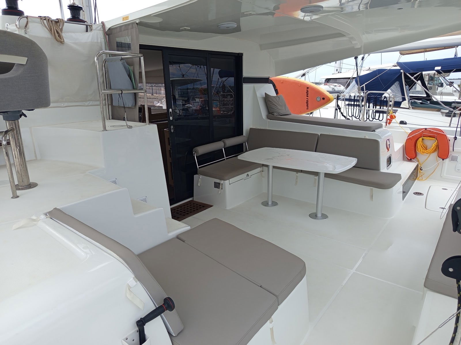 ZAHIRA – GEN/AC+WATERMAKER