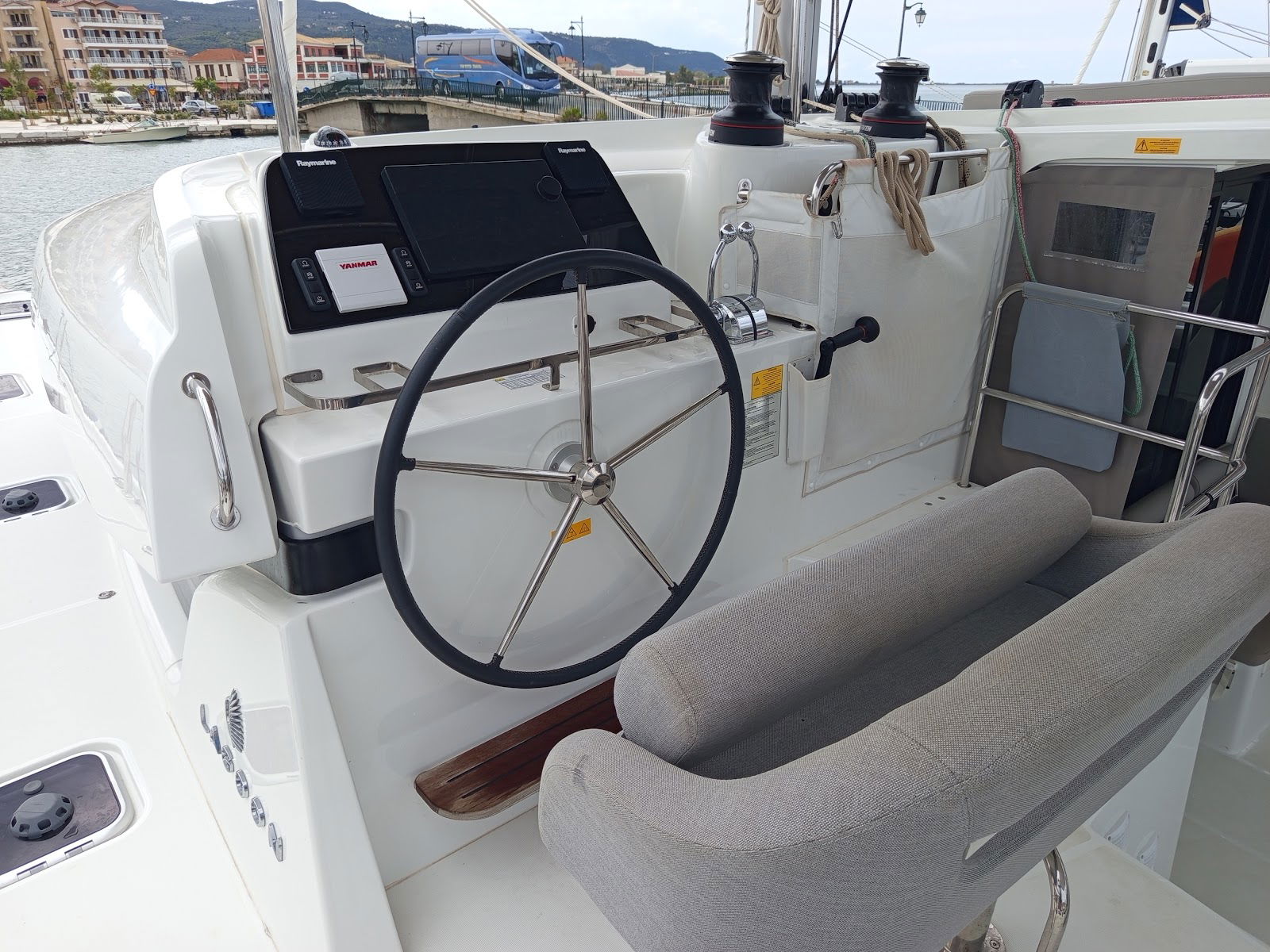 ZAHIRA – GEN/AC+WATERMAKER