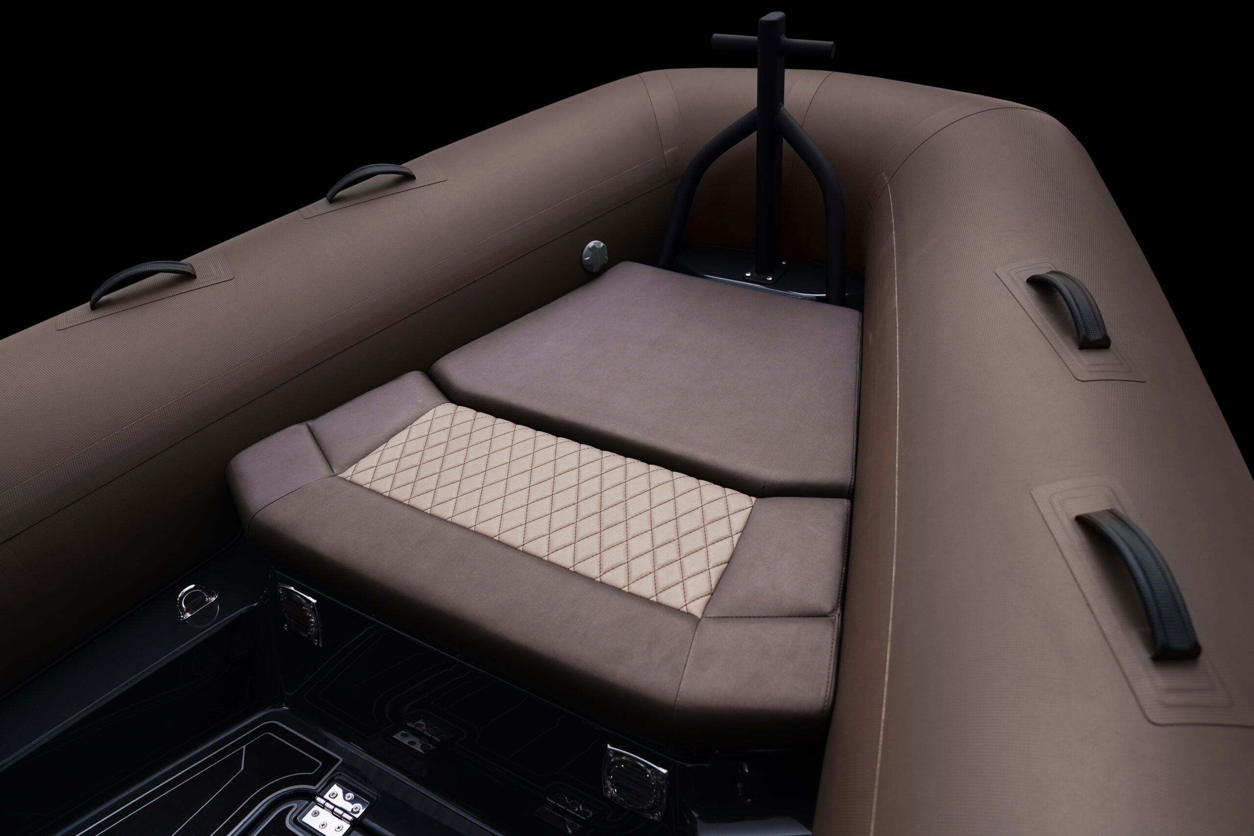 Brig Navigator 26