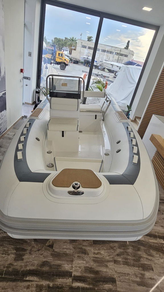 Novurania DL 460