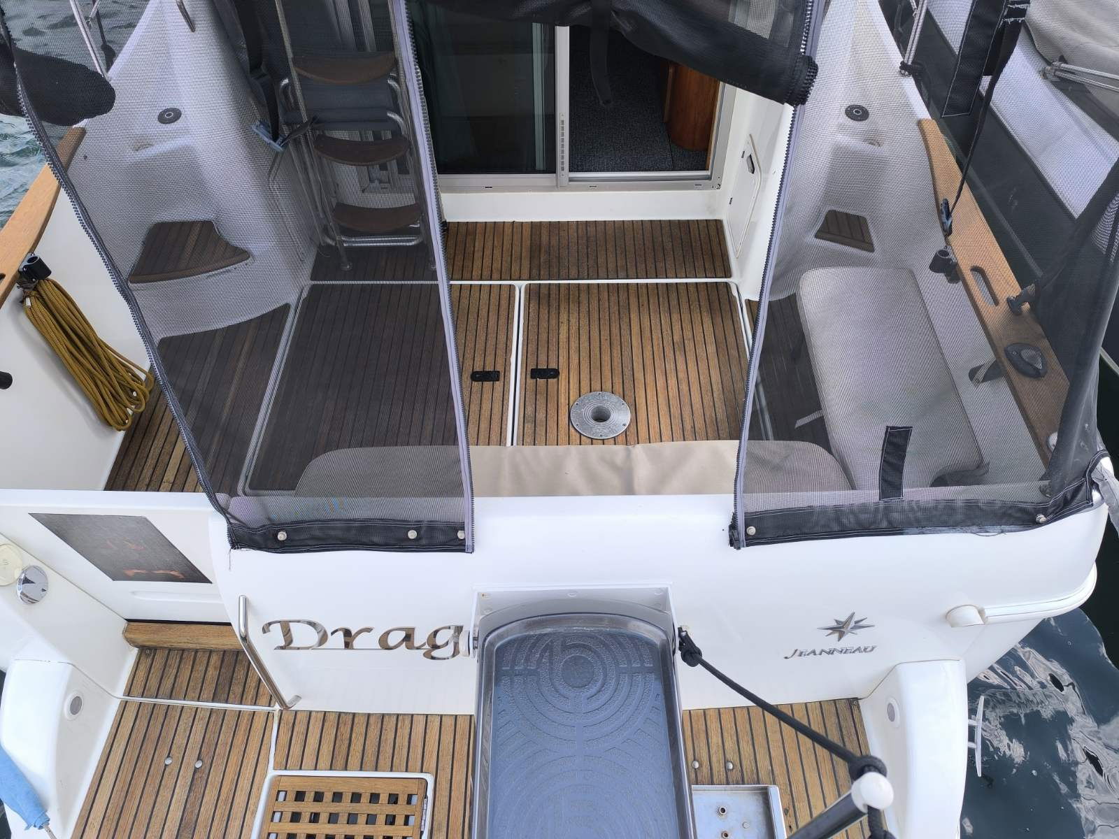 Jeanneau Merry Fisher 925