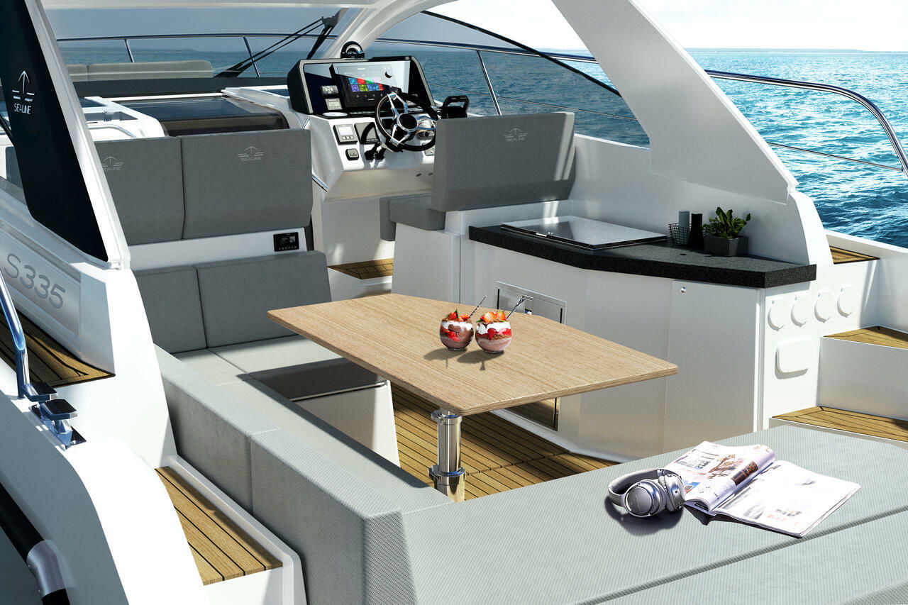 Sealine S335
