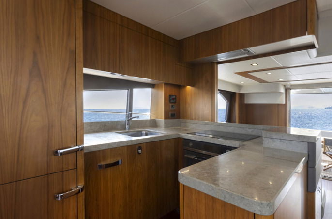 Sunseeker 65 Manhattan