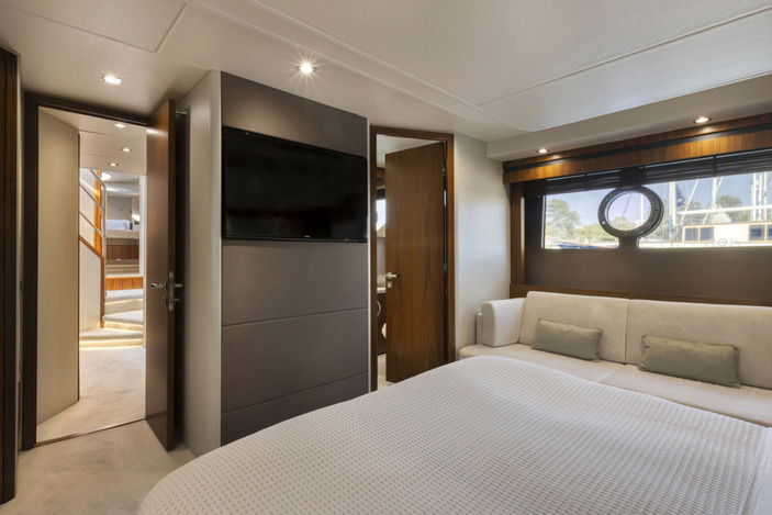 Sunseeker 65 Manhattan