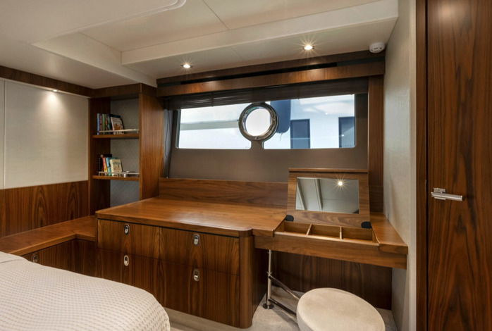 Sunseeker 65 Manhattan