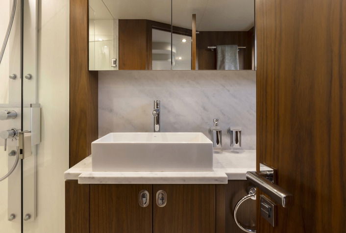 Sunseeker 65 Manhattan