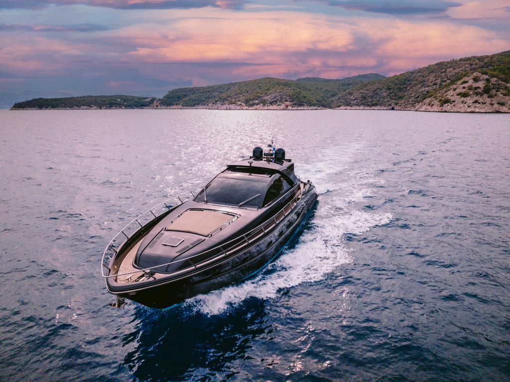 Riva 68 Ego