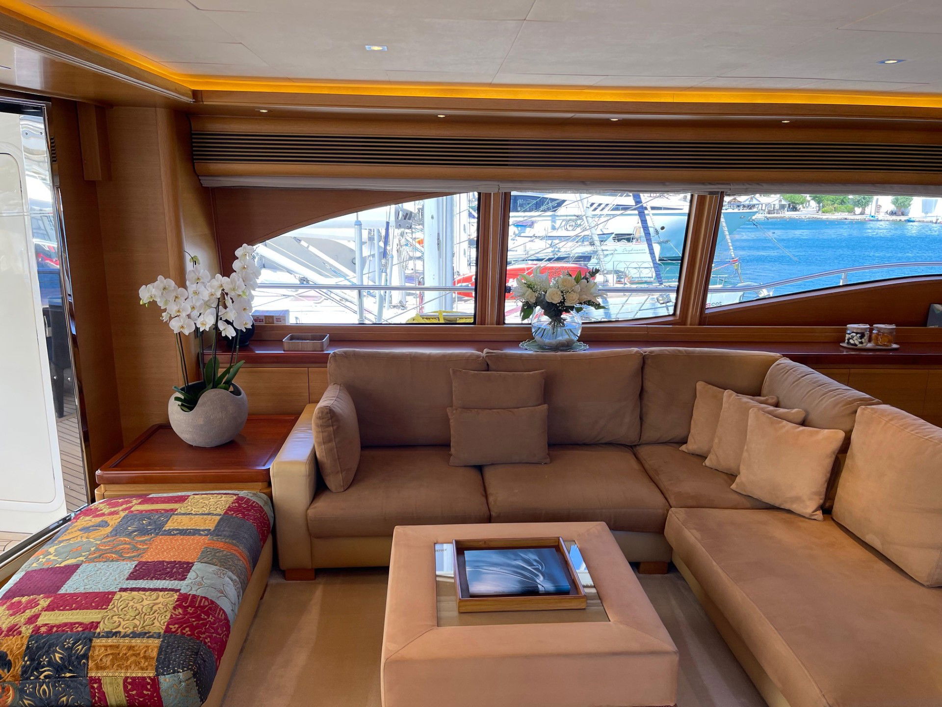 Ferretti Custom Line 97