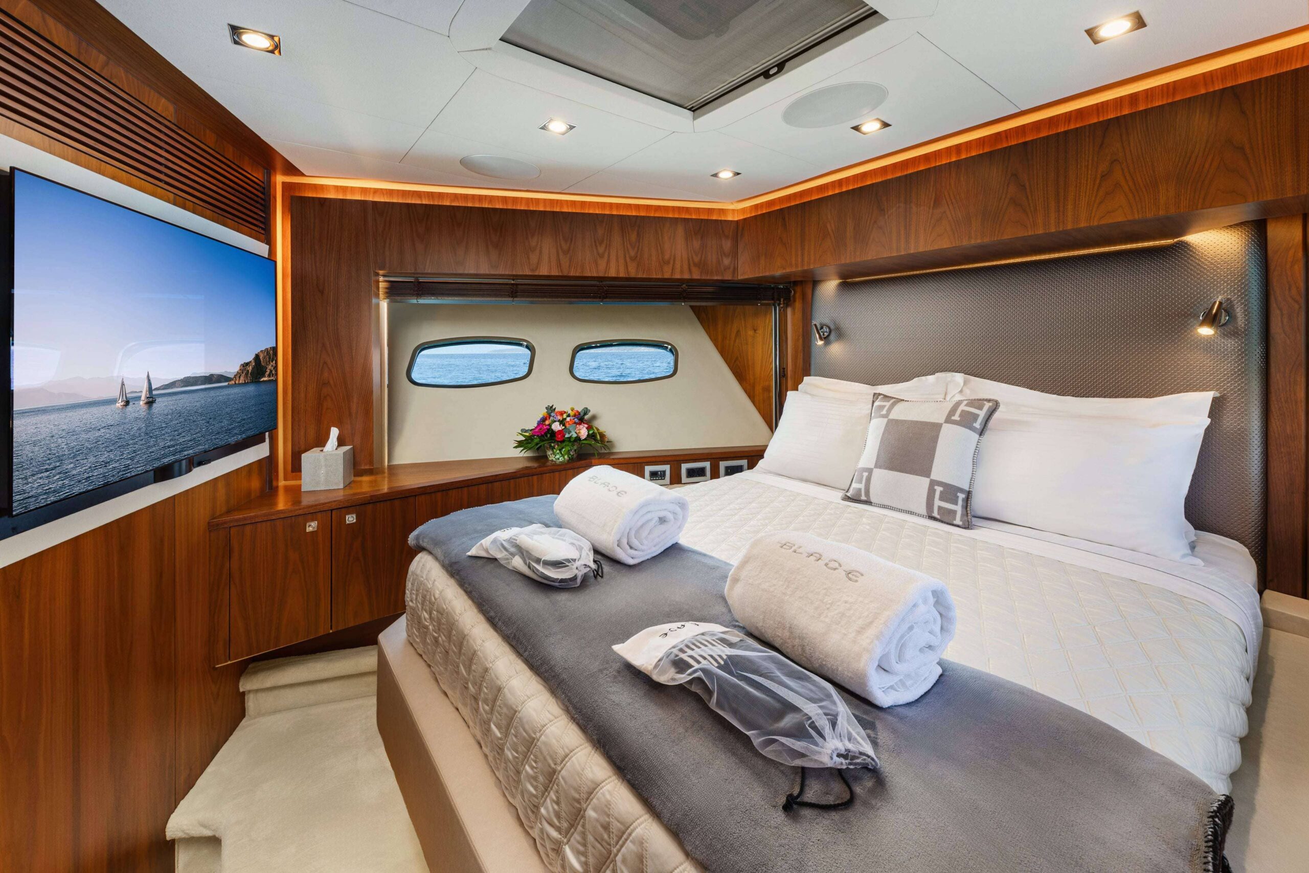 Sunseeker Predator 92