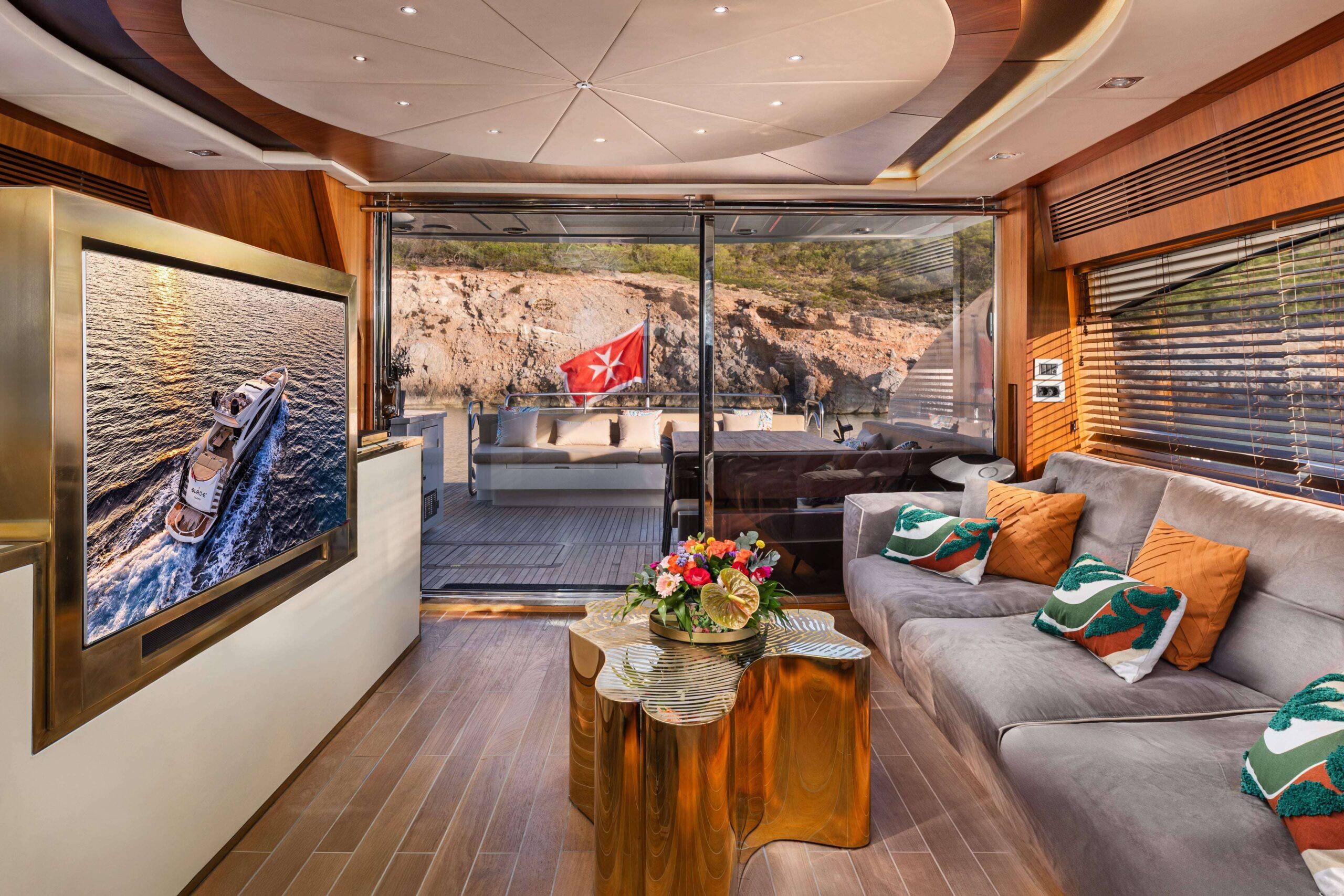 Sunseeker Predator 92