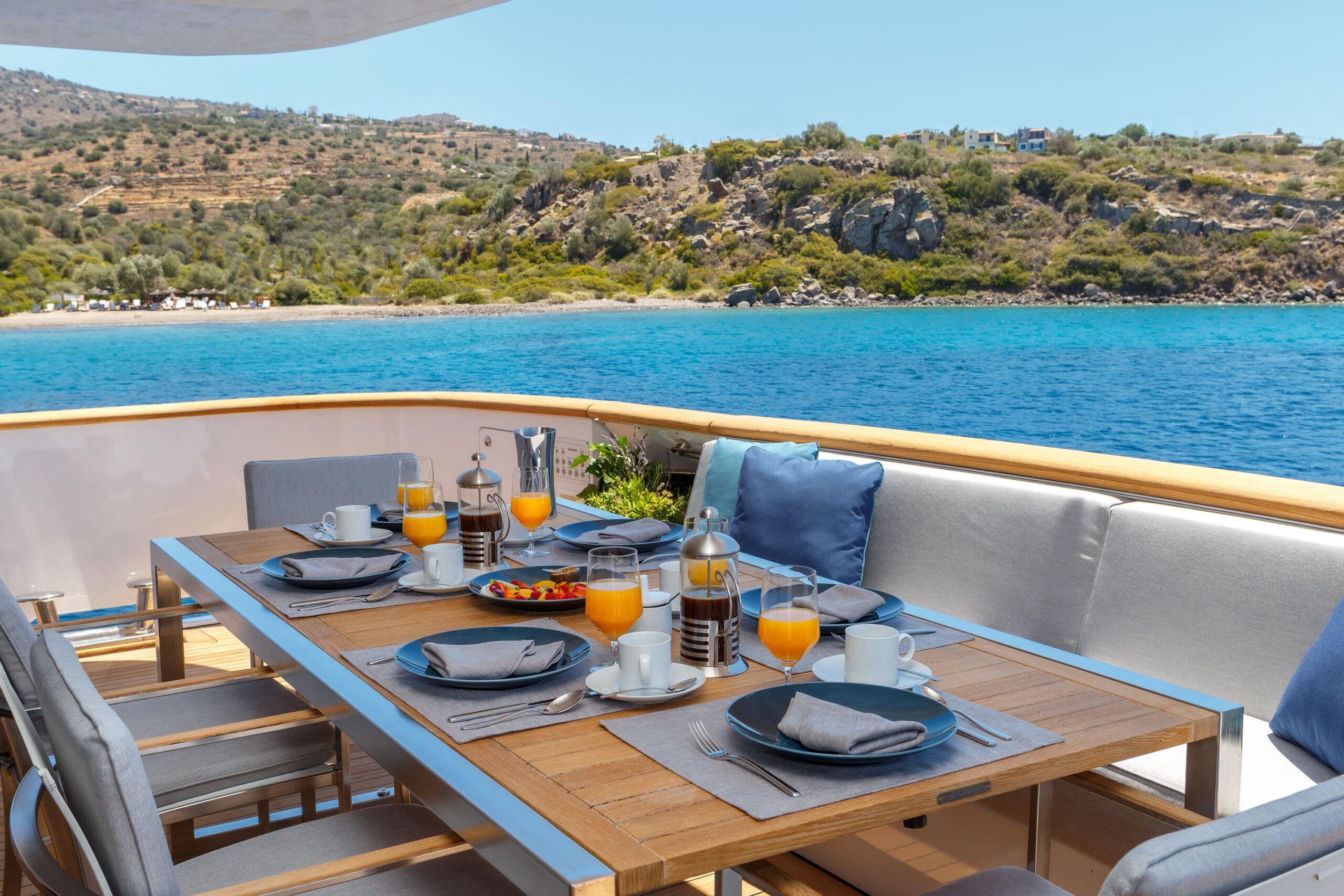 Cantieri di Pisa Akhir 100