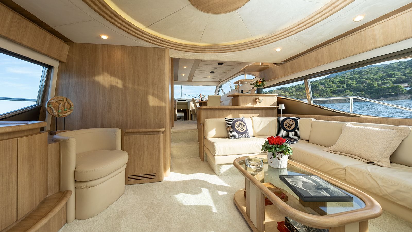 Ferretti 680