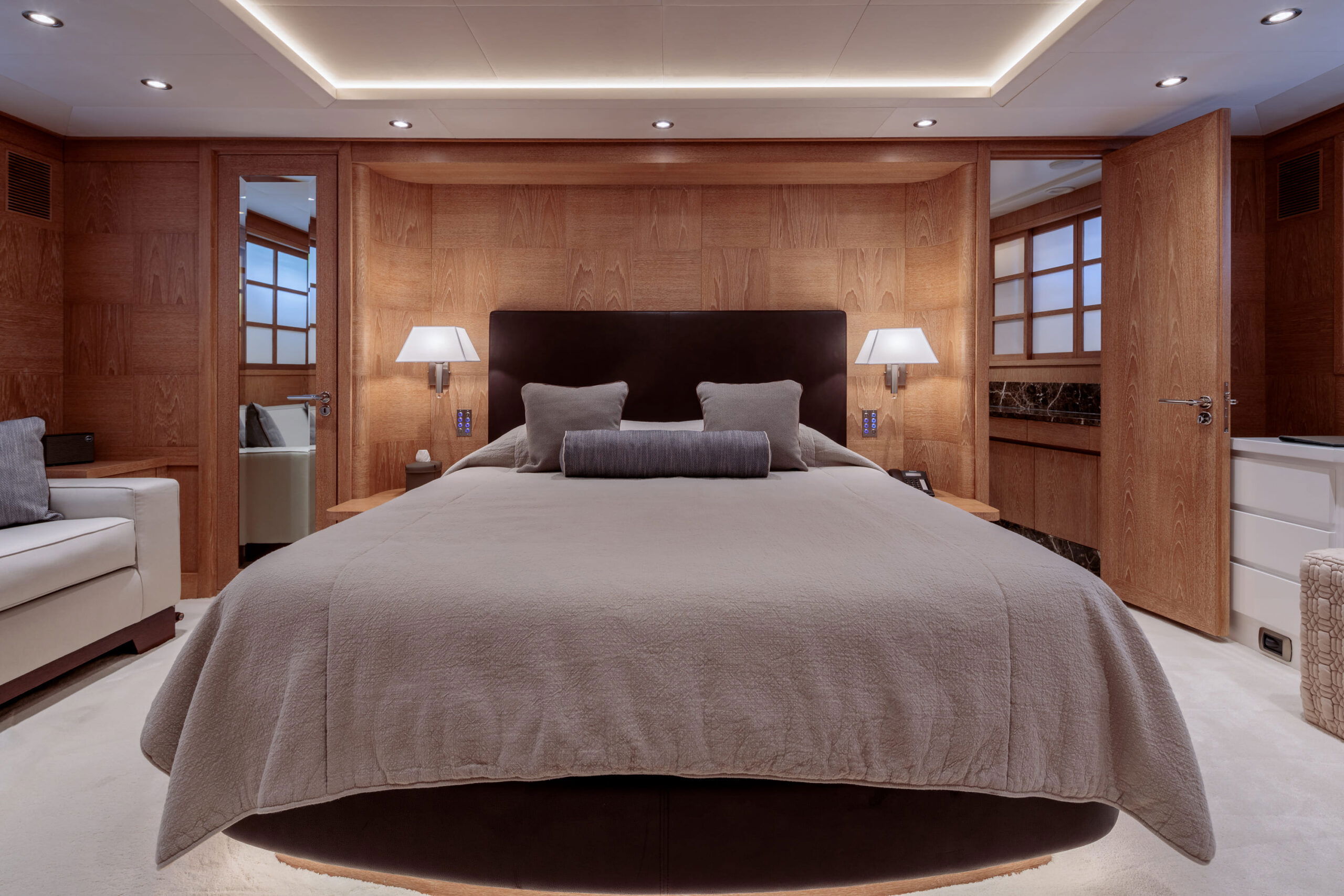 Cantieri di Pisa Akhir 100