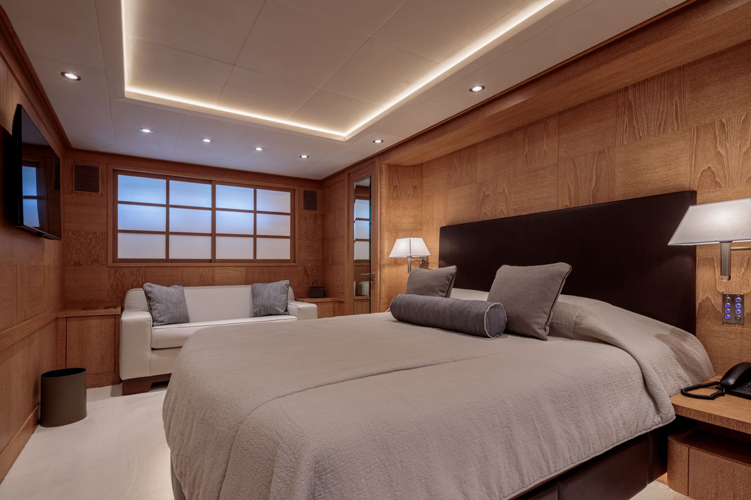 Cantieri di Pisa Akhir 100