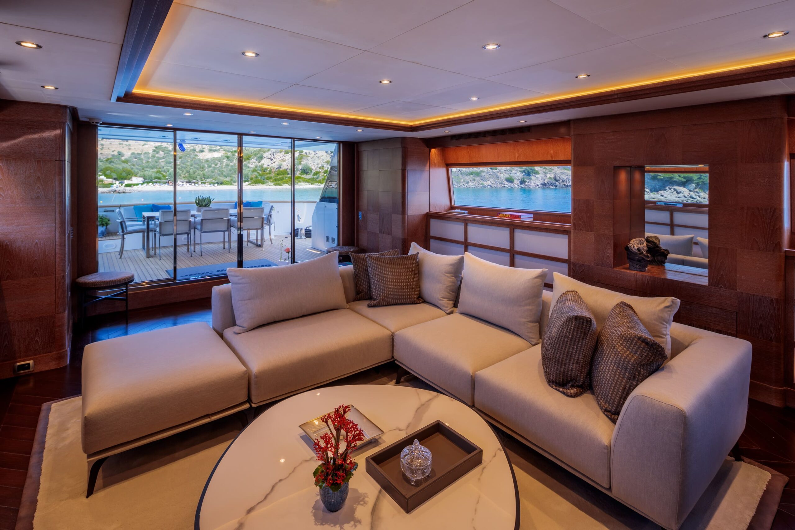 Cantieri di Pisa Akhir 100