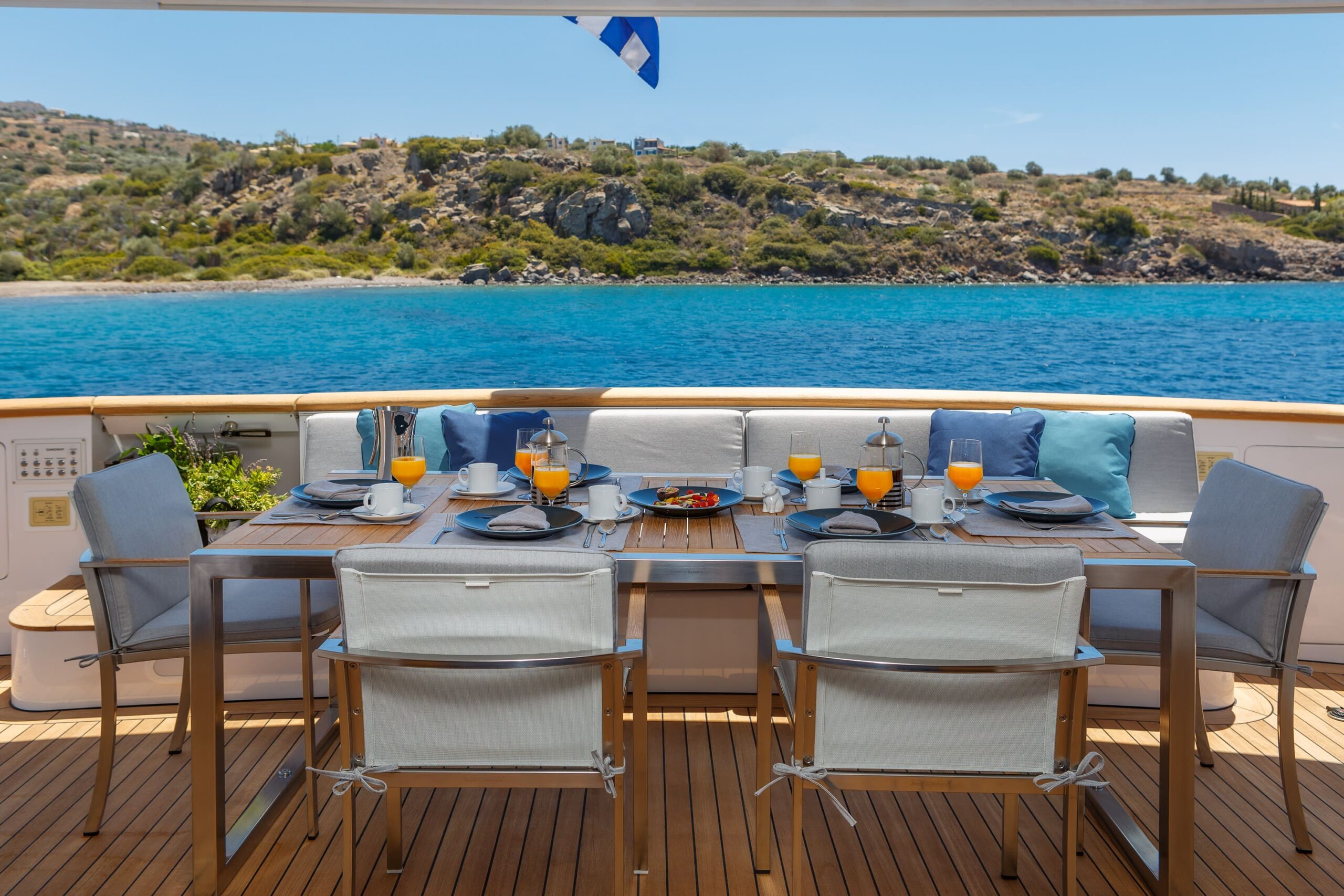 Cantieri di Pisa Akhir 100