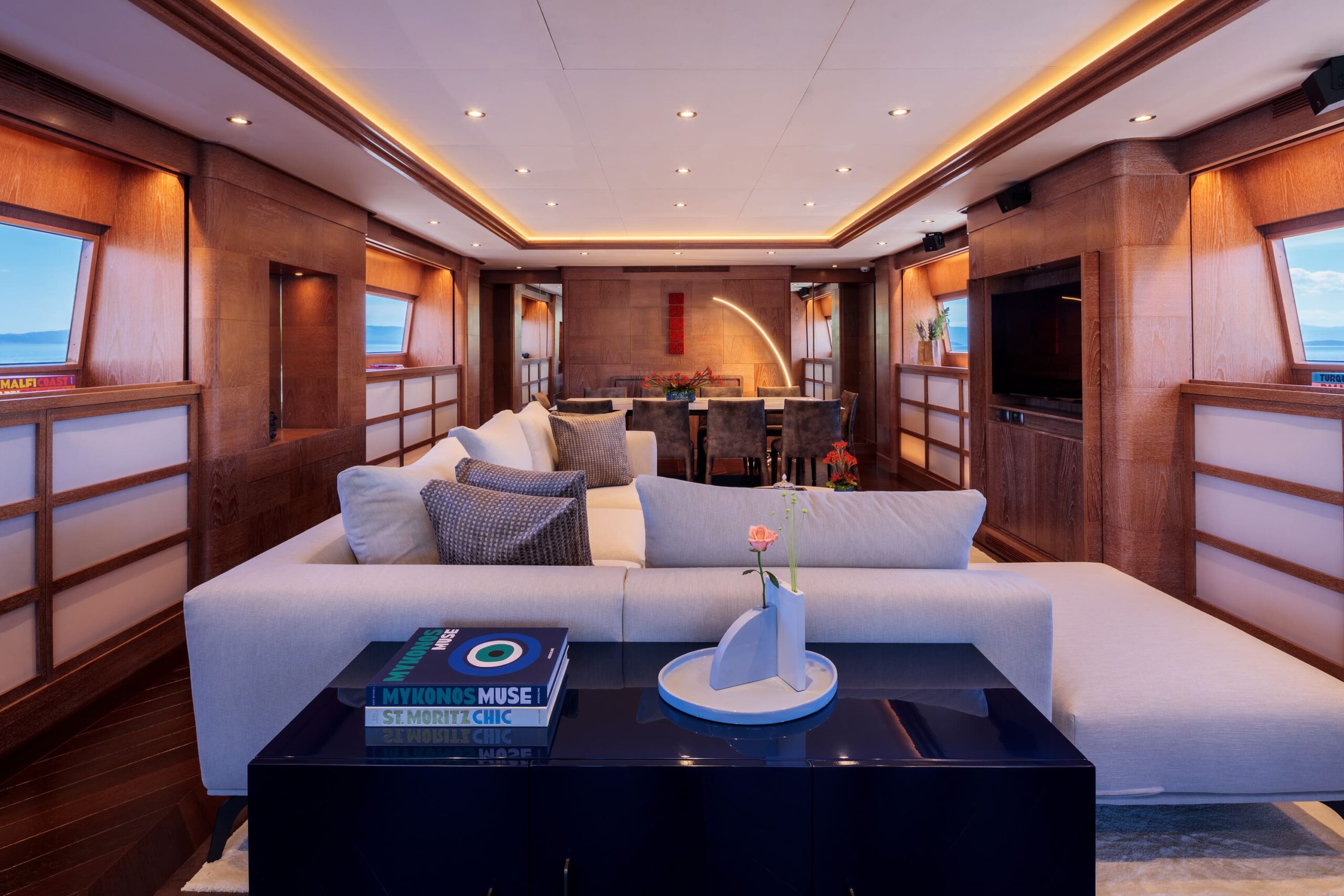 Cantieri di Pisa Akhir 100