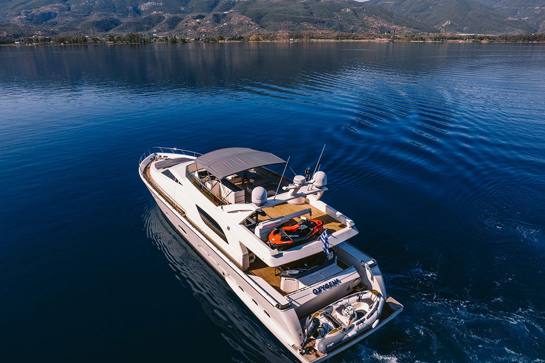 Ferretti 80