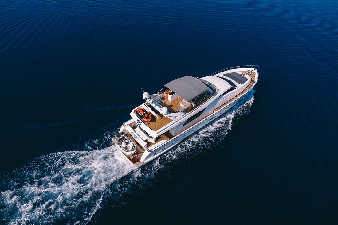 Ferretti 80