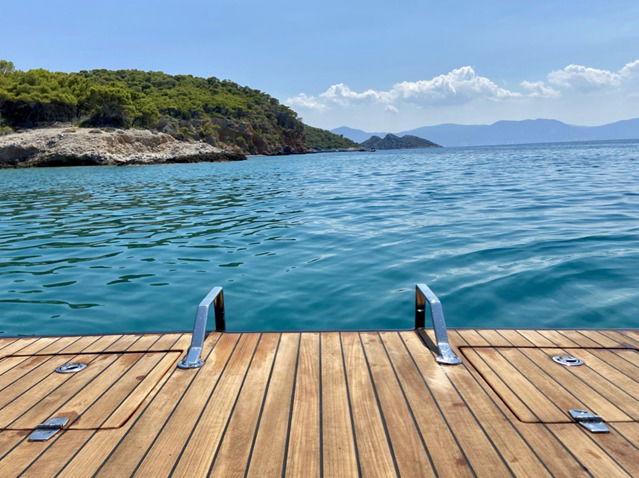 Technohull Explorer 40