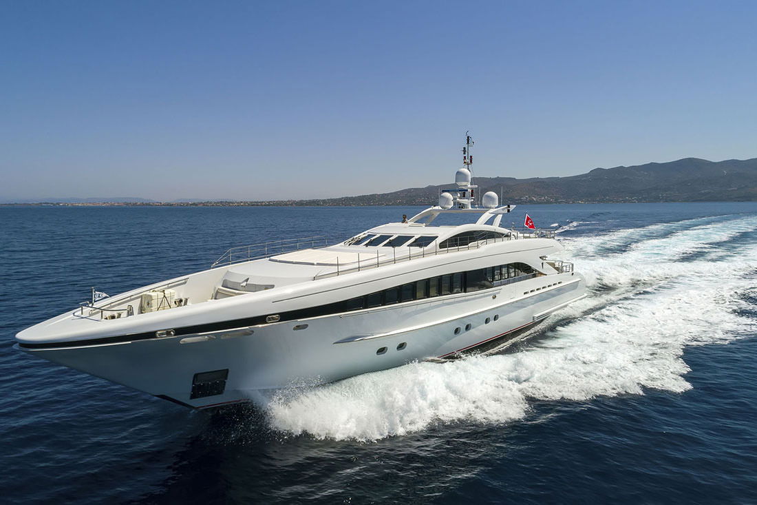 Heesen 3700