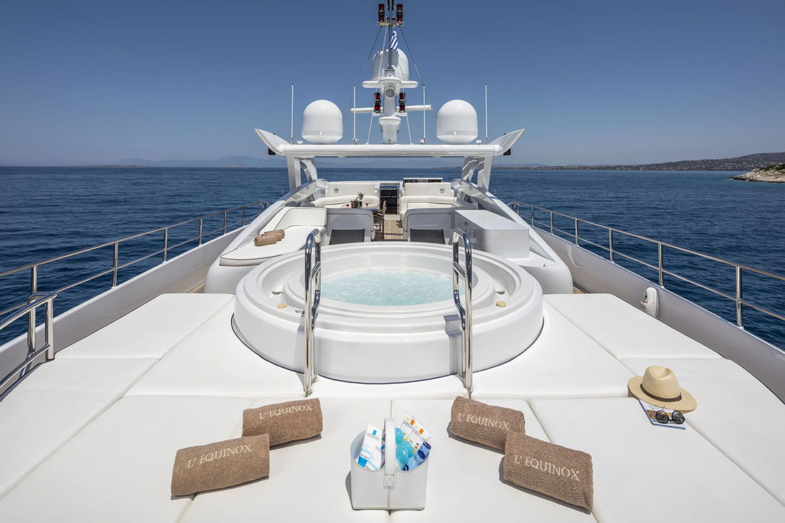 Heesen 3700