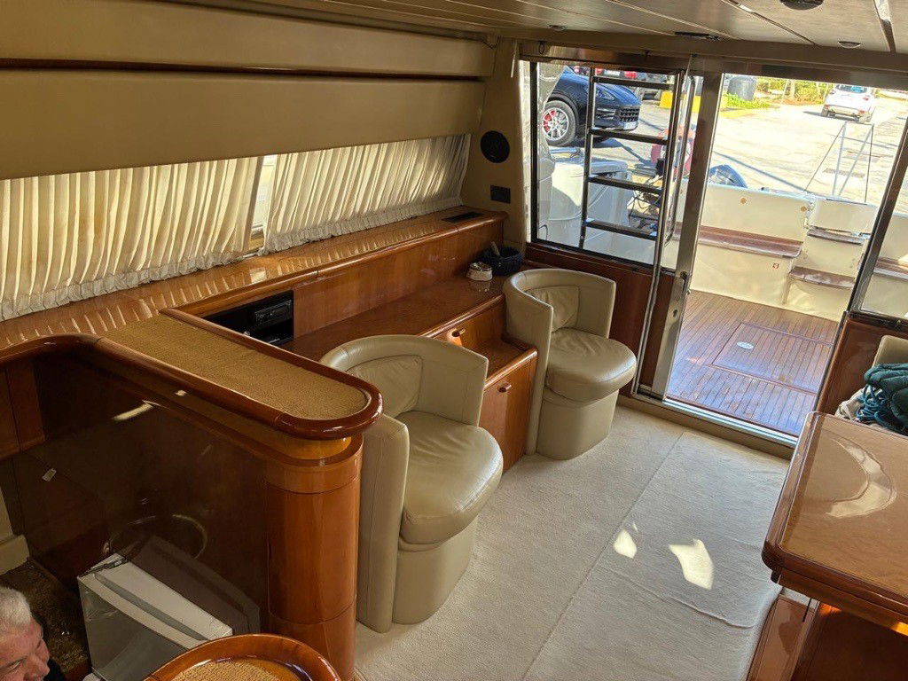 Ferretti 57