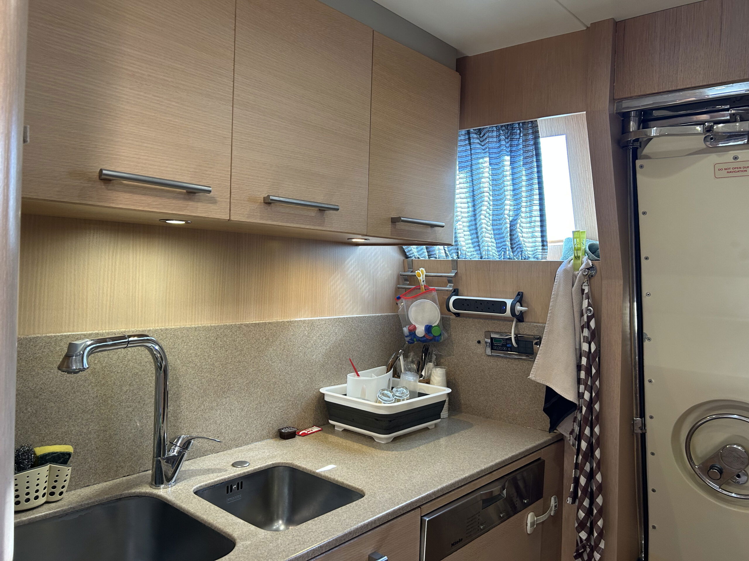 Posillipo Technema 85