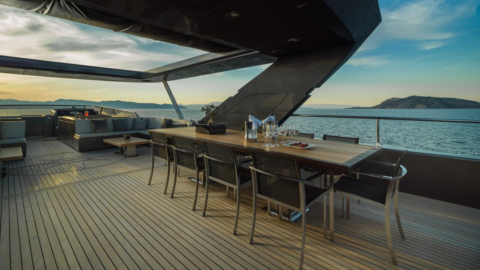 Cantieri di Pisa Akhir 110