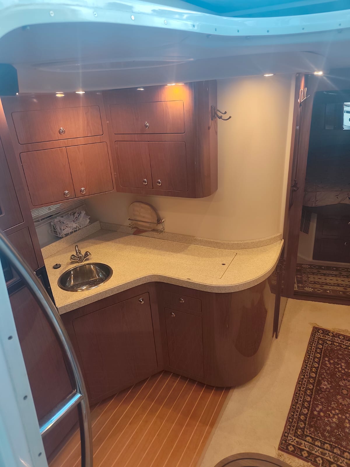 Regal 4060 Commodore