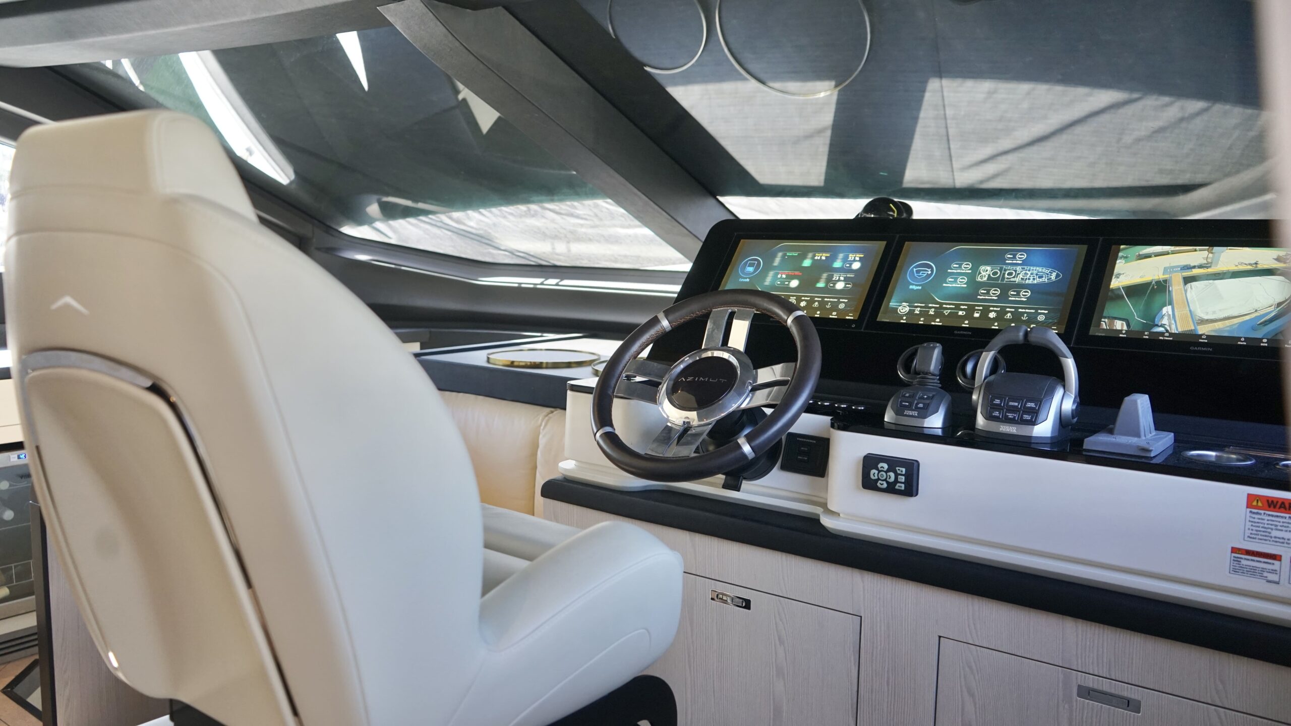 Azimut 78 FLY