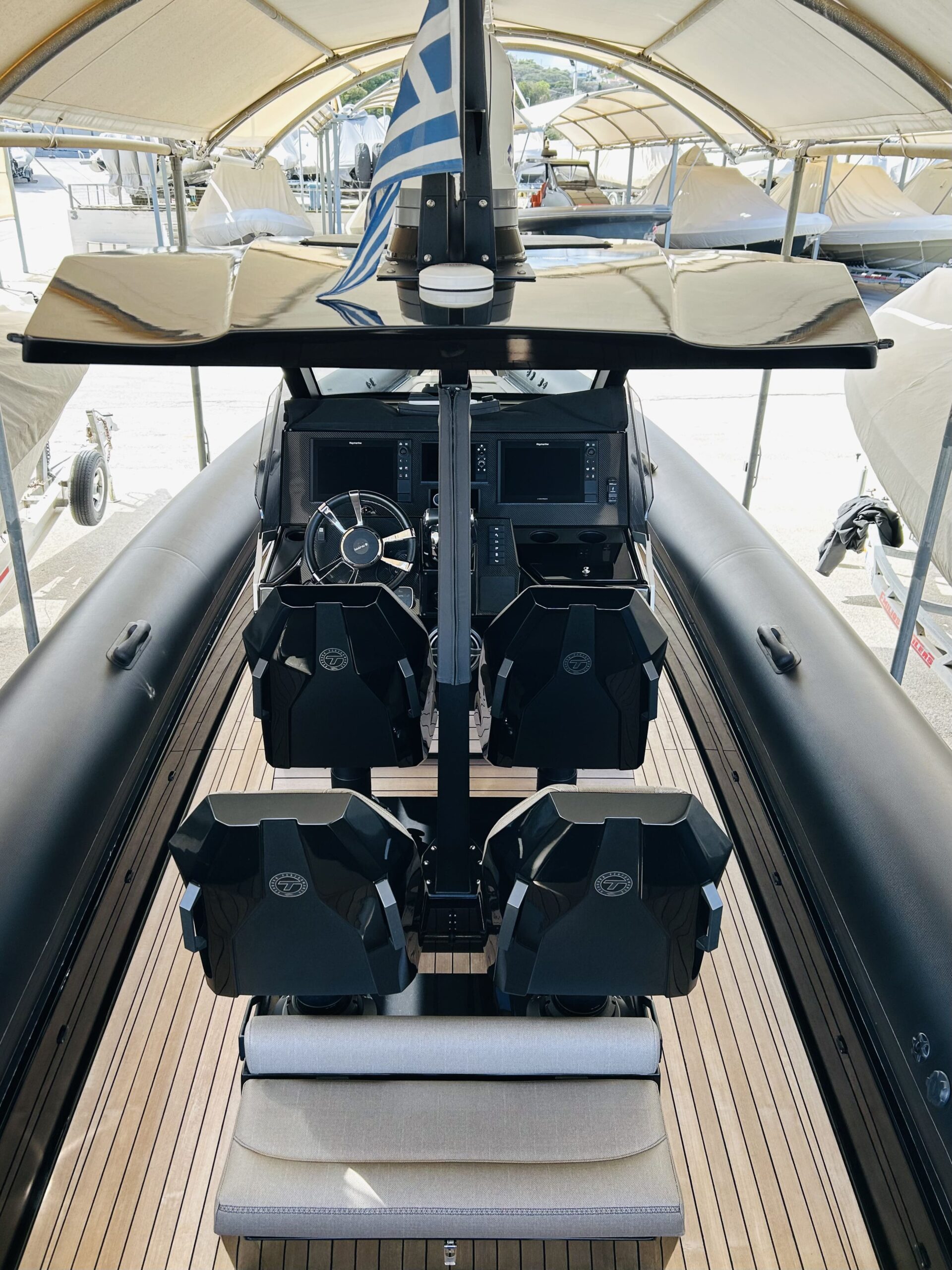 Technohull 38 Grand Sport