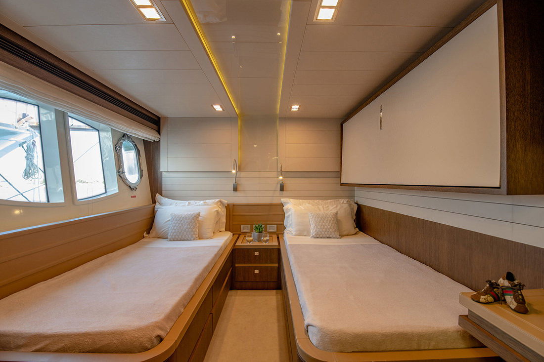 Ferretti Custom Line