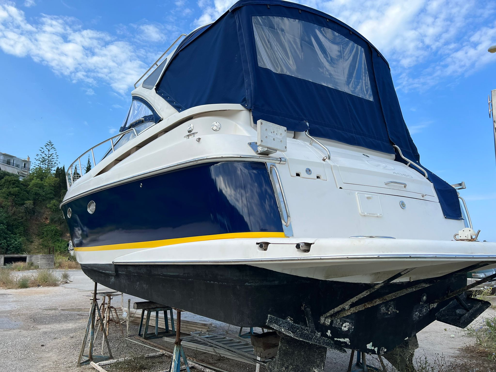 Regal 4060 Commodore