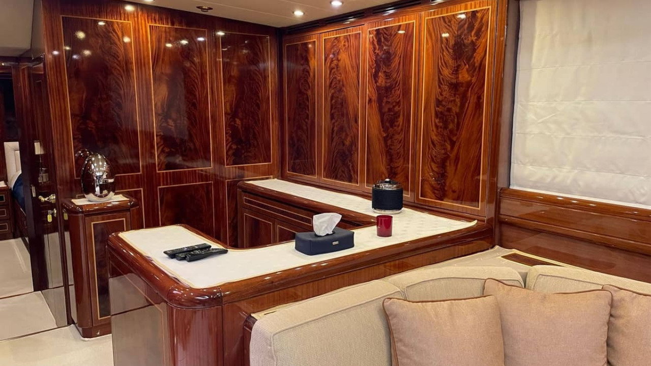 Mangusta 80