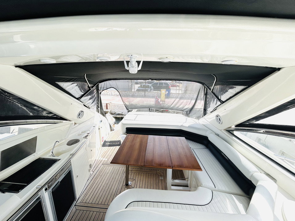 Sunseeker Camargue 53